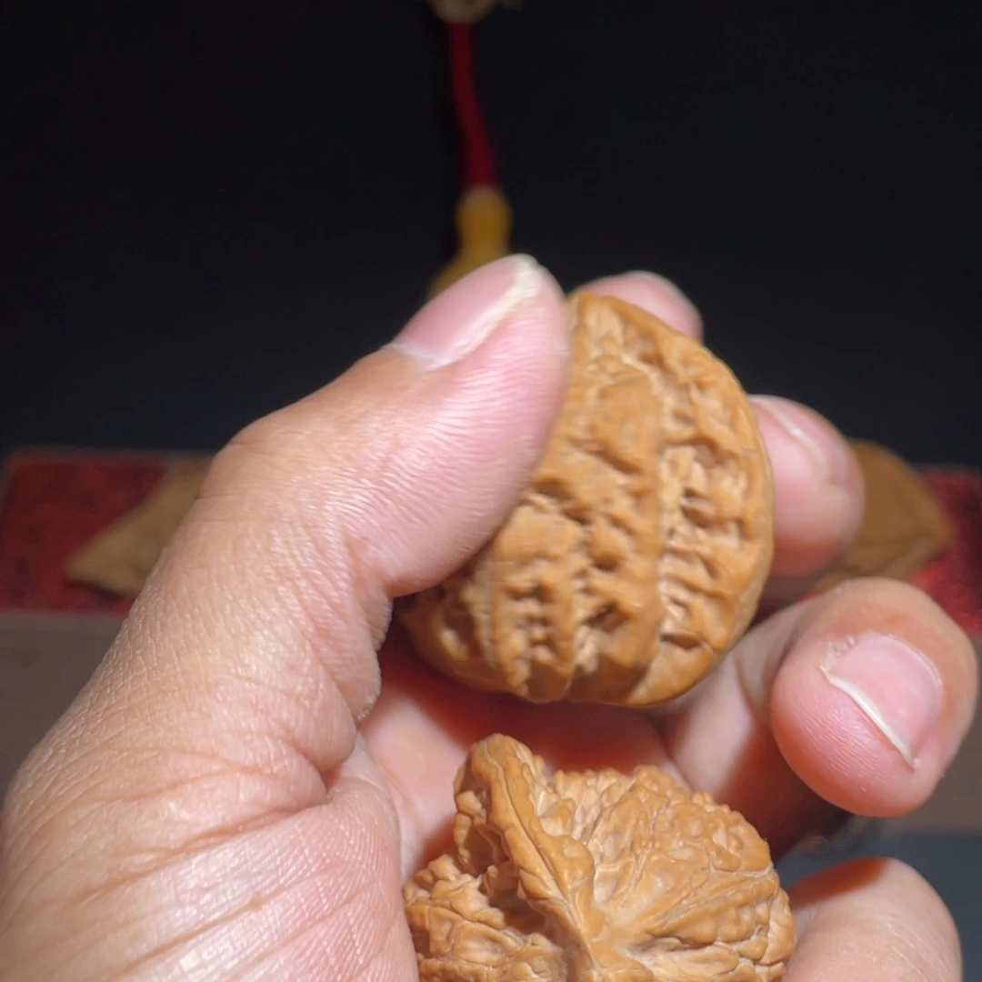 比***邻吊坠文玩核桃玄武