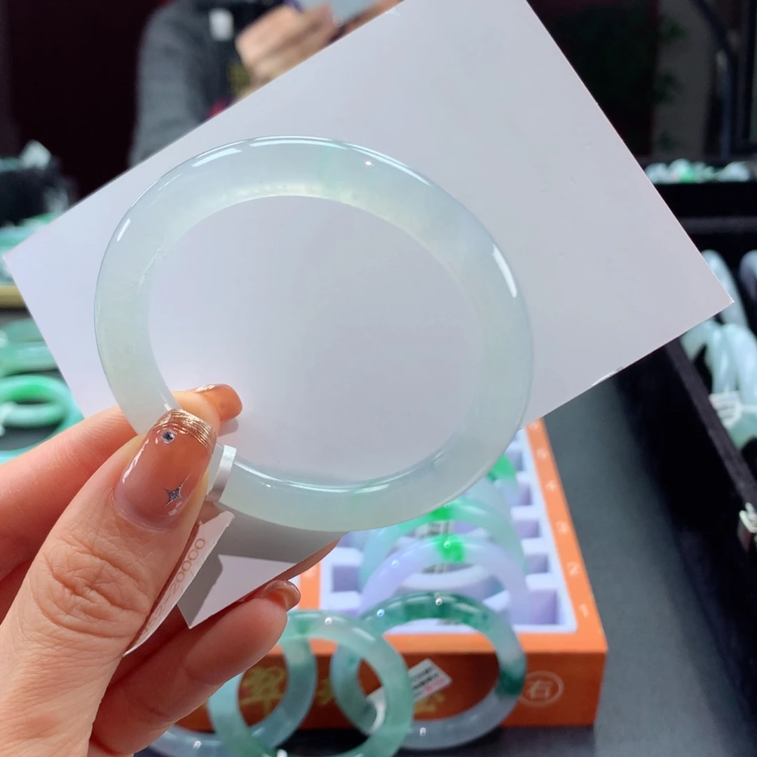 翡翠手镯未镶嵌31号