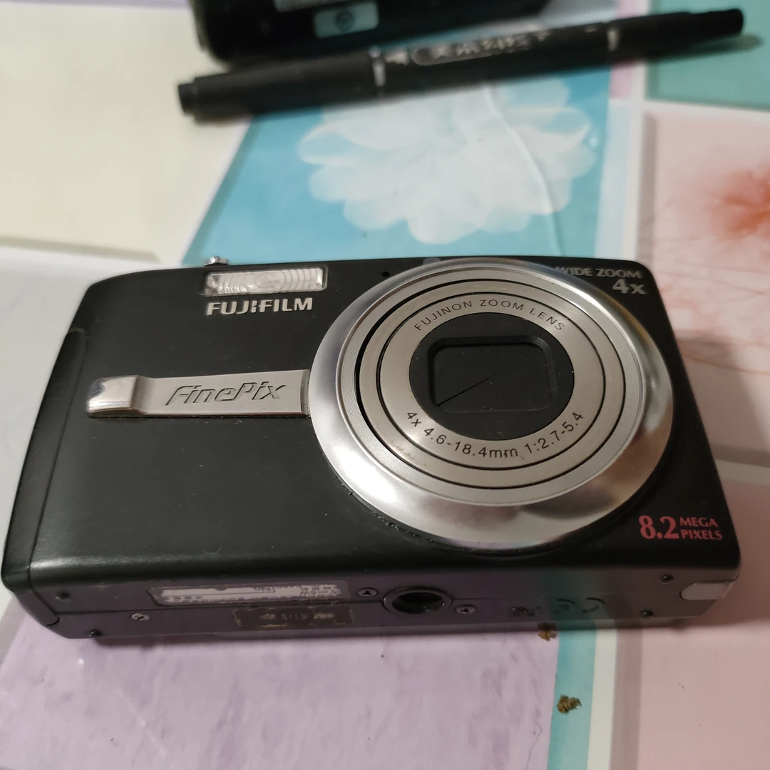 95新 Fujifilm/富士 F480820万像素4倍光变配件齐全No退换