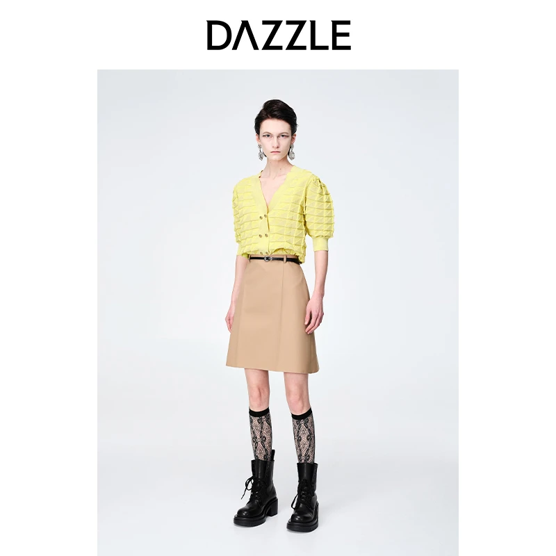 【精选】DAZZLE地素秋立体几何V领针织衫2E3E507