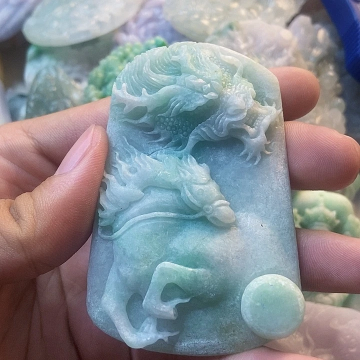 定制翡翠未镶嵌天然翡翠