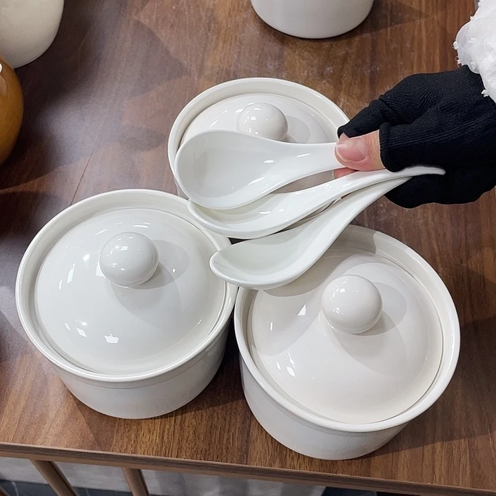 白瓷餐盘餐盘餐盘