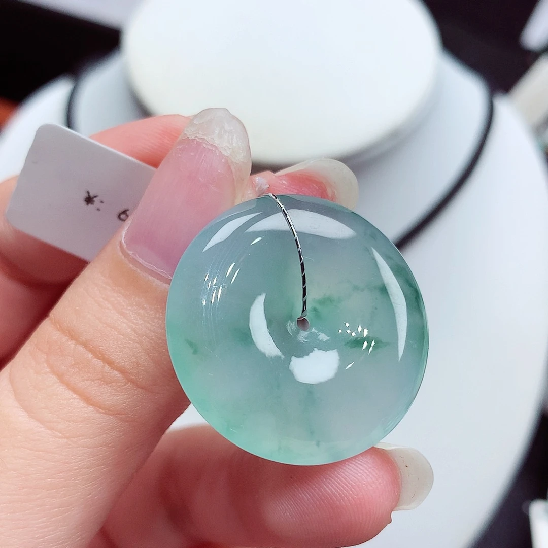 翡翠未镶嵌颈饰翡翠46，27.1/6.3