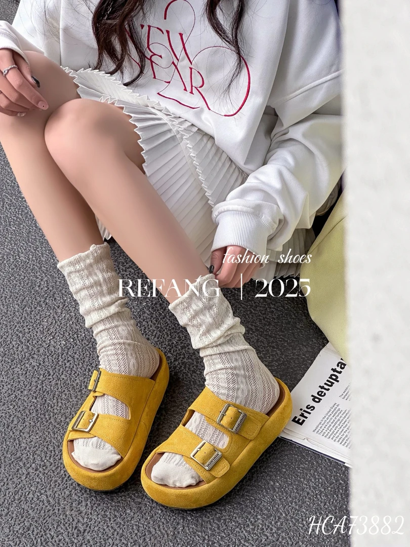 葡萄妈studiolee夏季新款平底一字带方扣厚底沙滩勃肯凉拖鞋女ins