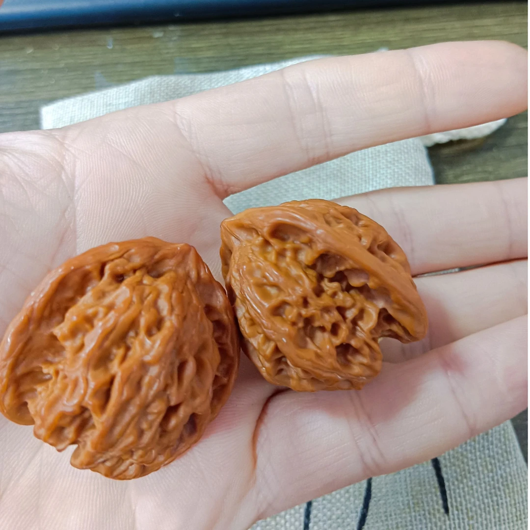 A135精品高抛核桃盘玩四座楼把玩手盘文玩手把件男士