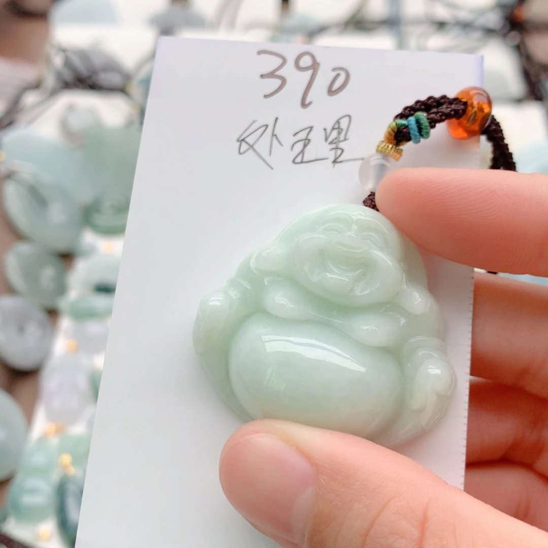 翡翠未镶嵌颈饰吊坠