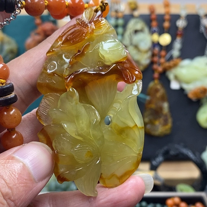 【闪购商品】蛇纹石玉未镶嵌吊坠