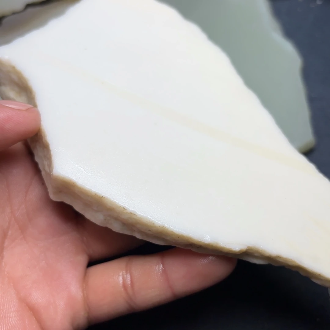 和田玉未镶嵌珠宝奇石