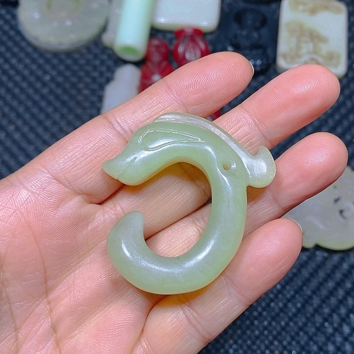 未镶嵌手链和田玉（糖玉）