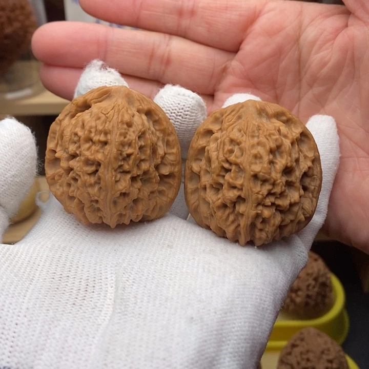 吊坠文玩核桃大肚圆柱炮42尺2157