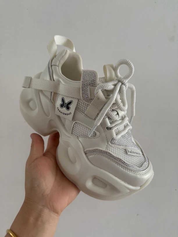 8833女士透网休闲鞋