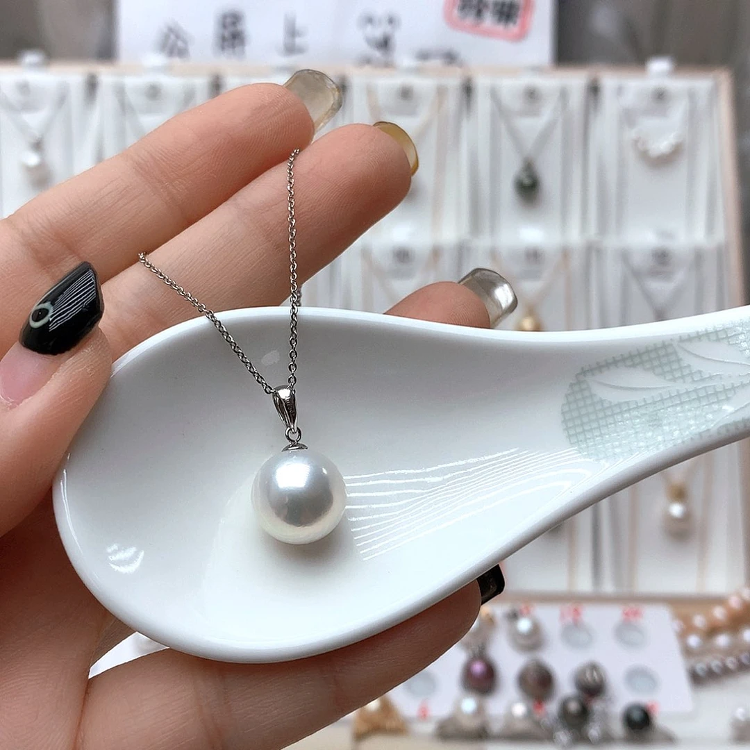 草***熊淡水珍珠18K金镶嵌吊坠(赠链)