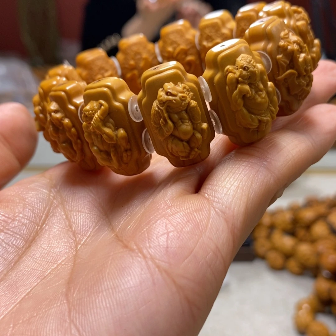 橄榄核吊坠橄榄树