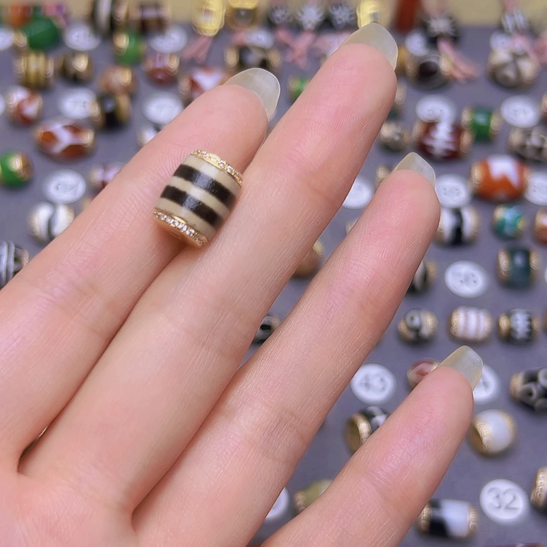 未镶嵌卡9.8玛瑙/玉髓