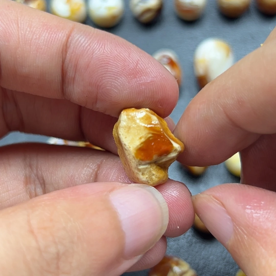 定制琥珀未镶嵌琥珀蜜蜡原石定制