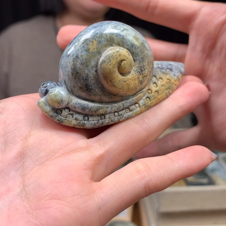 岫岩河磨玉（透闪石质玉）颈饰未镶嵌