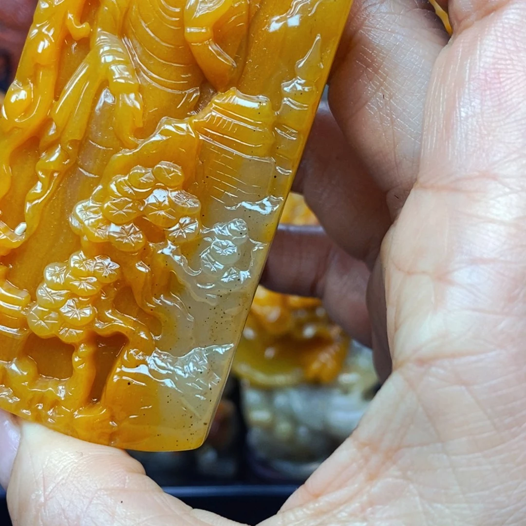 钛钢石英质玉（黄龙玉）吊坠(不含链)