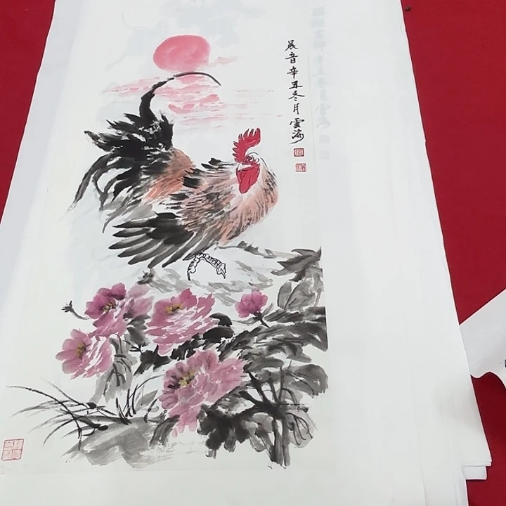 国画花鸟等图案为一体