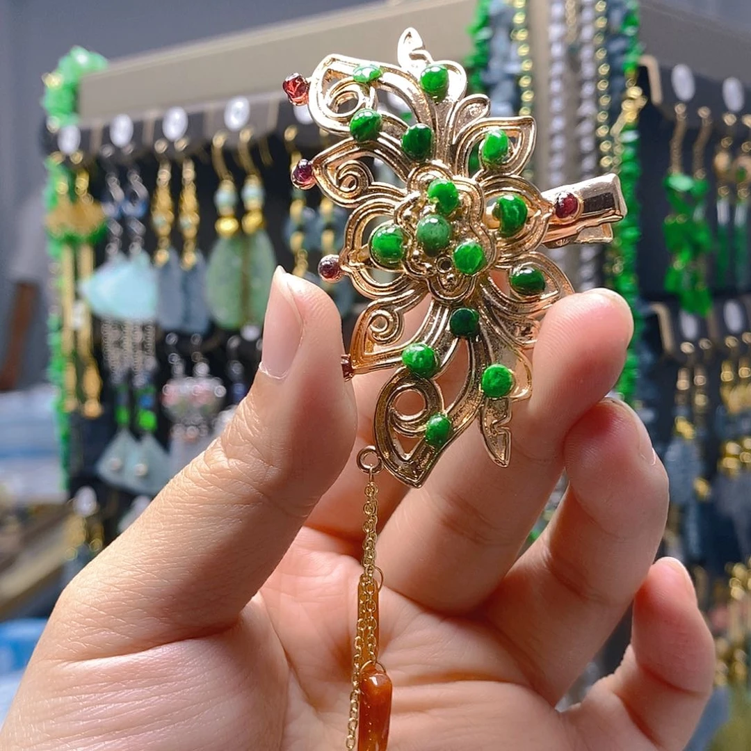 颈饰未镶嵌翡翠翡翠