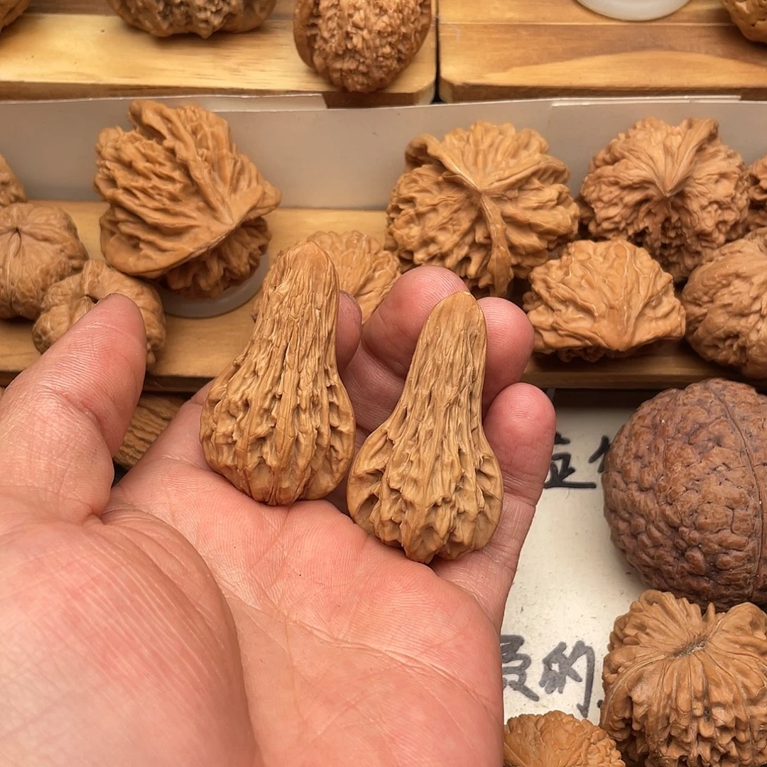 楚***玖文玩核桃吊坠鸭嘴