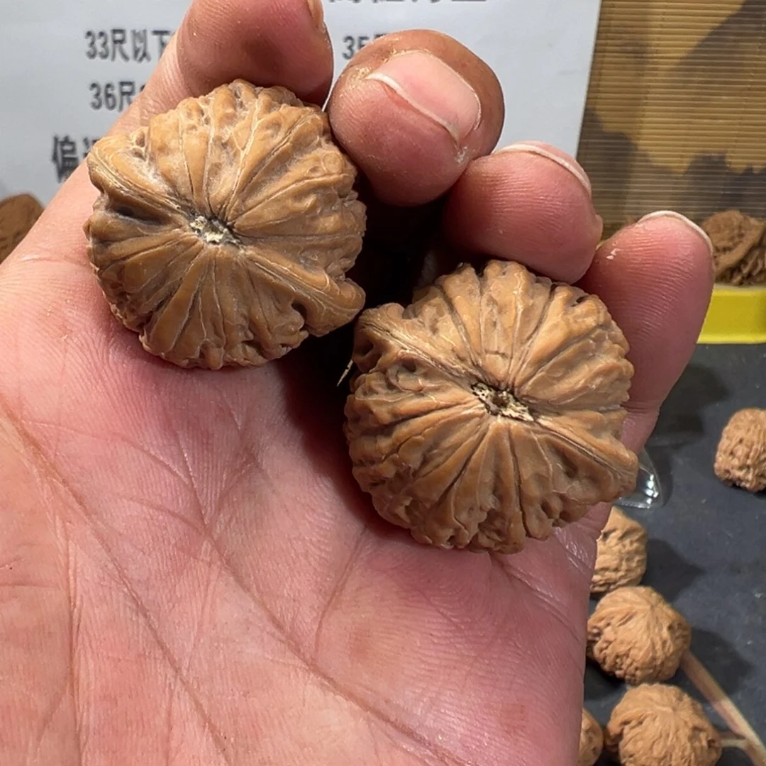 大***转吊坠文玩核桃铁锤