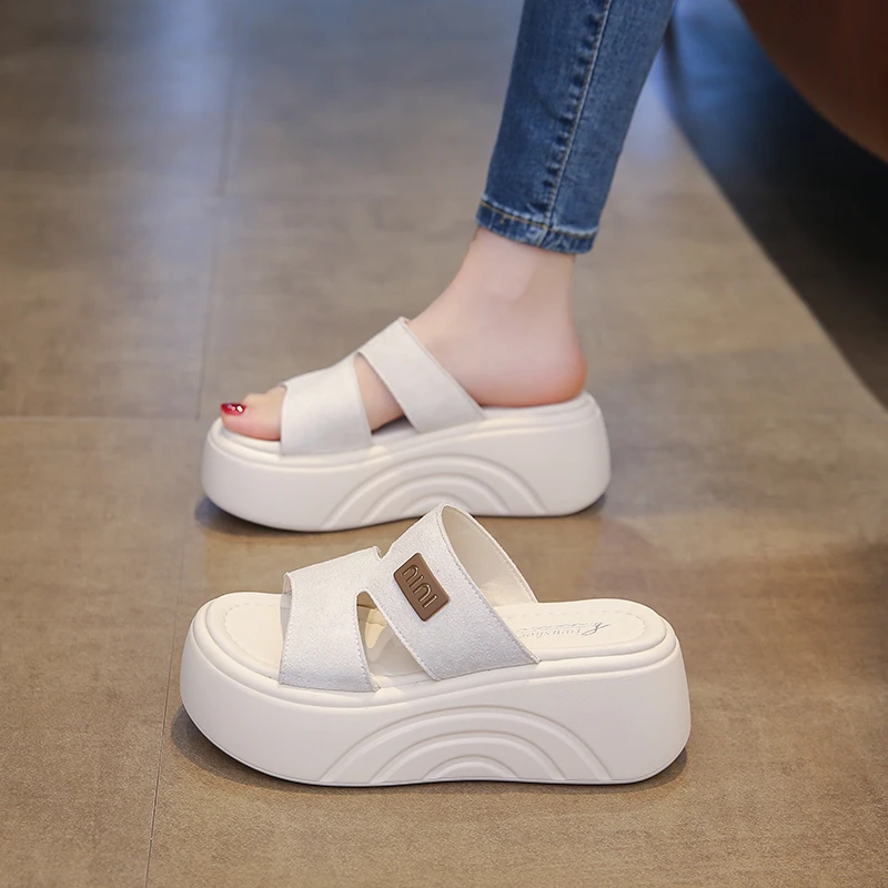 小码凉拖鞋女夏外穿2025新款时尚百搭厚底增高软底轻便小个子高跟