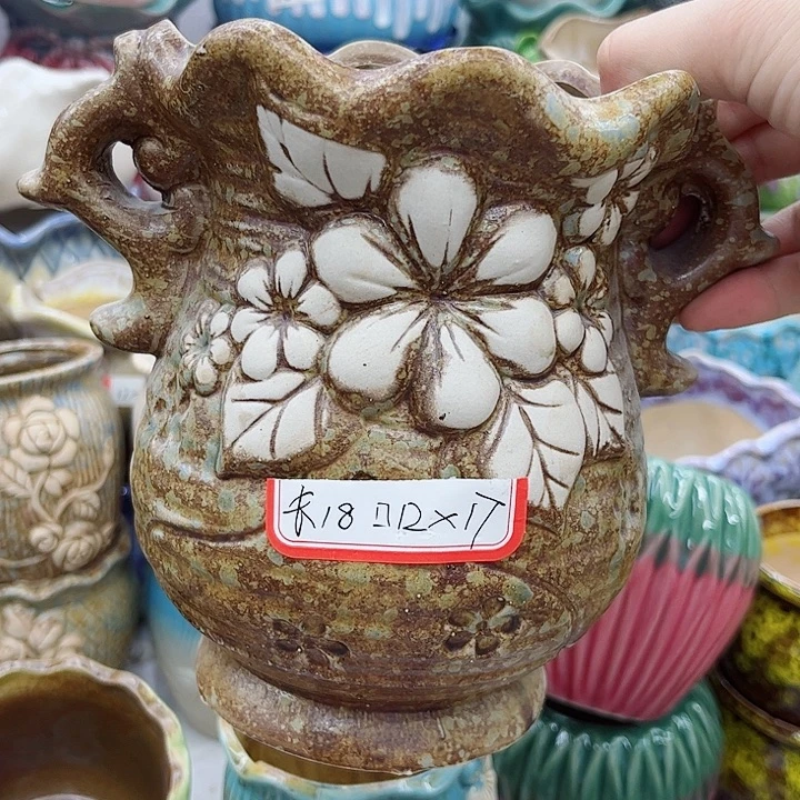 多肉绿植陶瓷花瓶9.9包邮，有孔