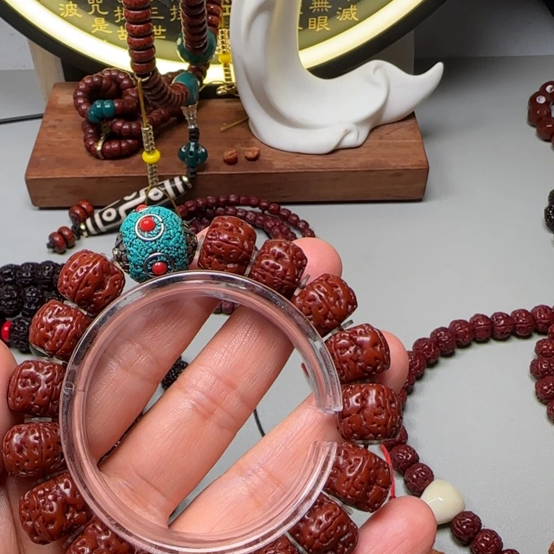 金刚菩提吊坠这个