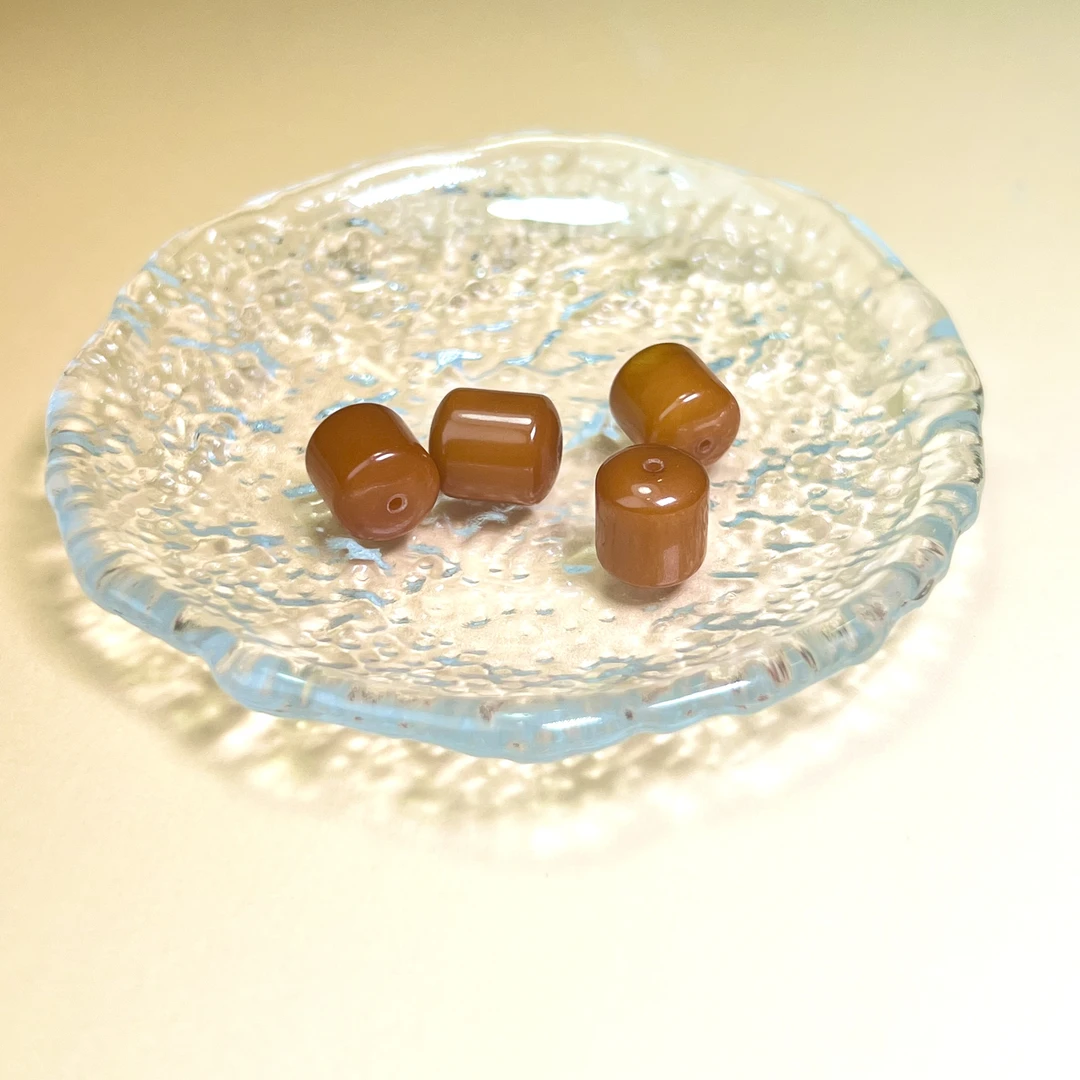 【铭记好物】蜜蜡桶形单珠-QDM03H259【多样性发一件】约9.5*11mm