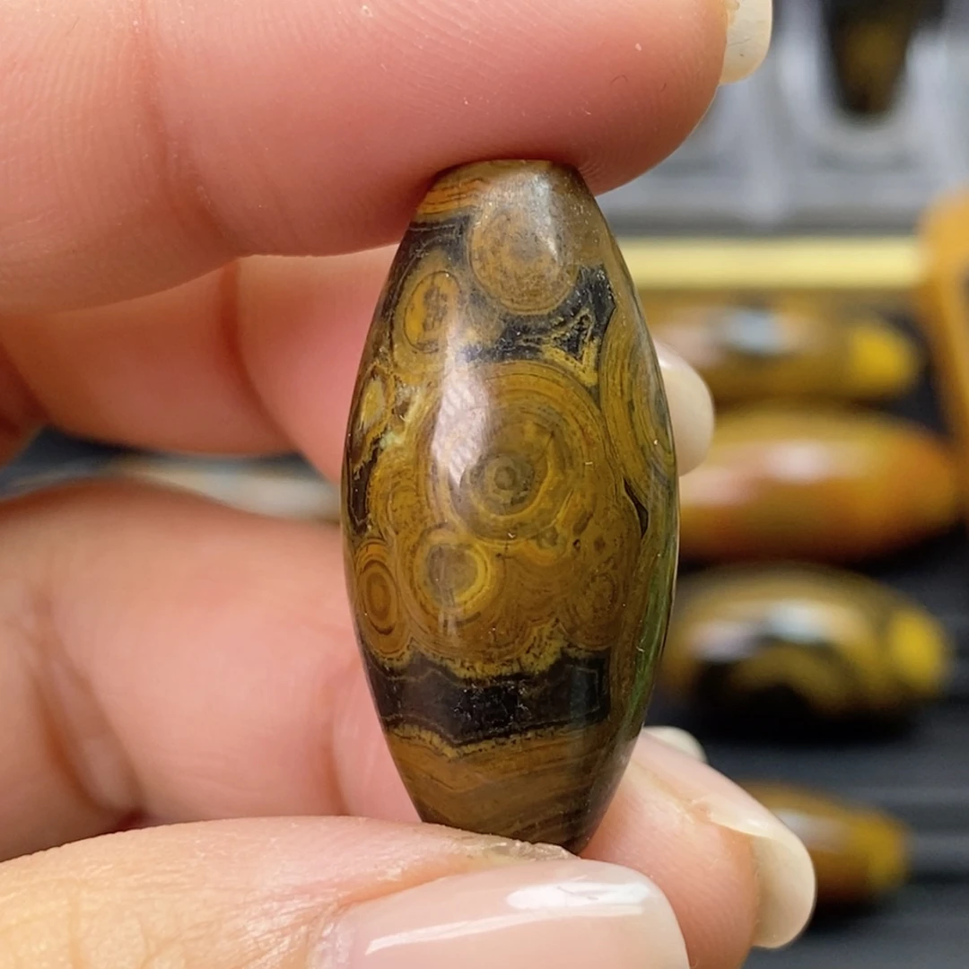 玛瑙/玉髓颈饰合金