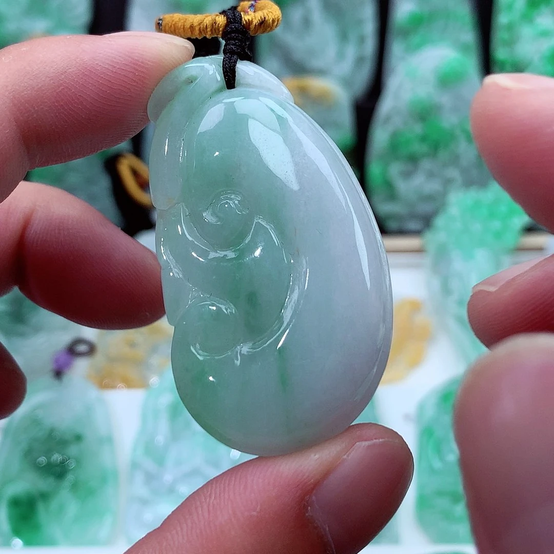 翡翠未镶嵌颈饰翡翠吊坠