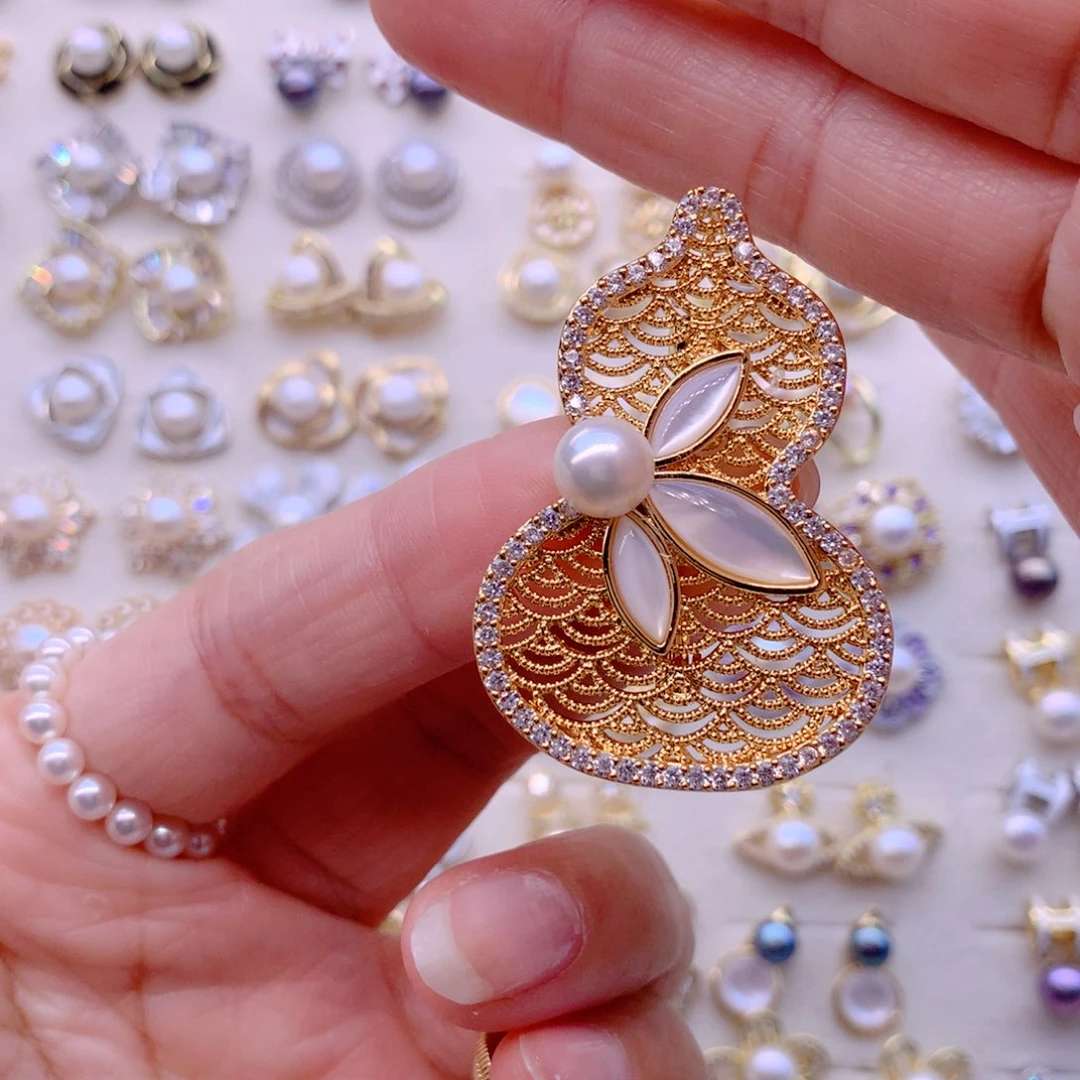 淡水珍珠耳饰合金