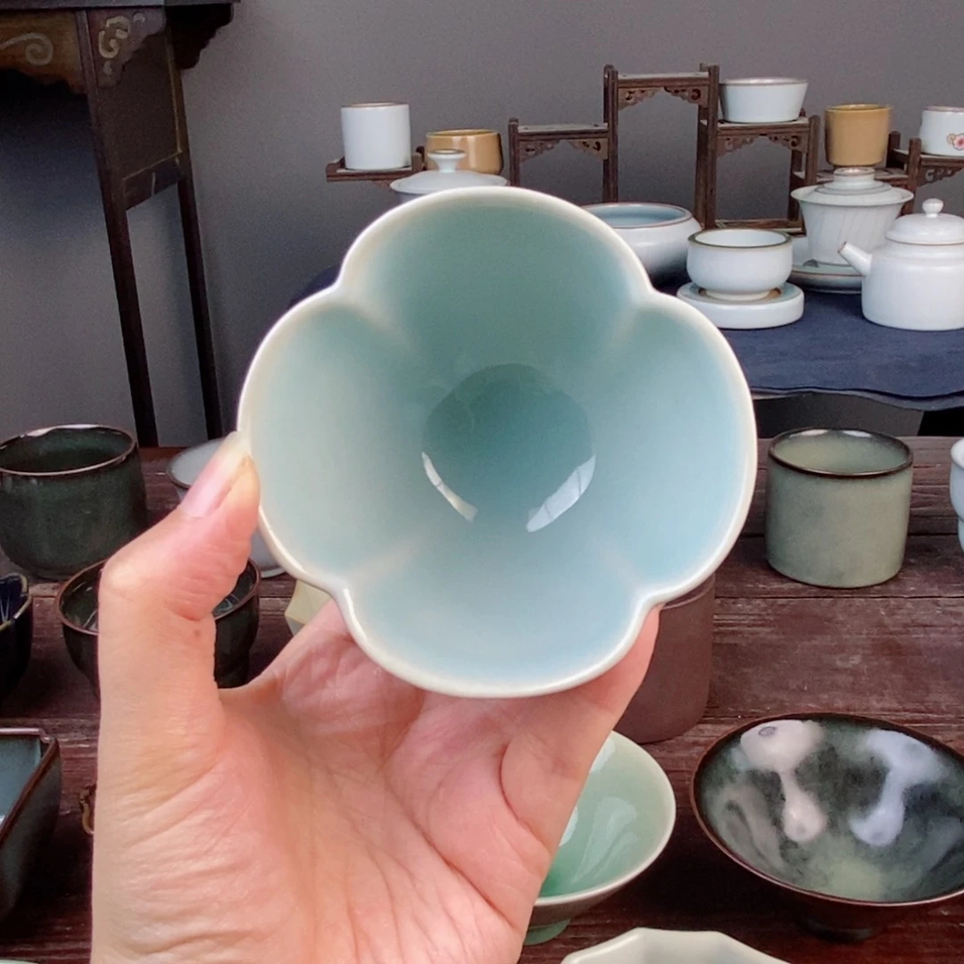 朱砂胎粉青釉花口杯 不开片 微瑕