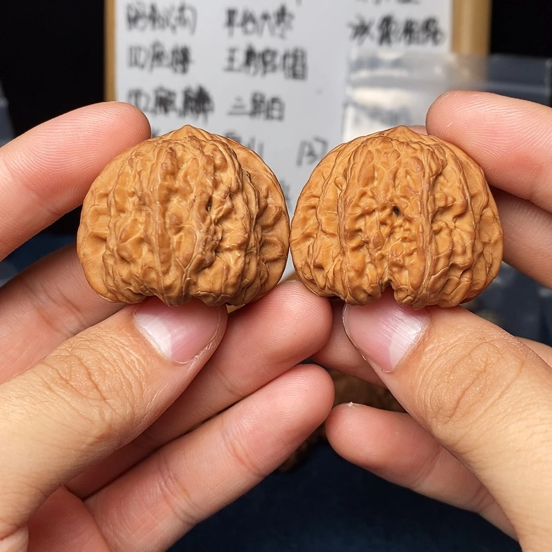 文玩核桃手串一代凹
