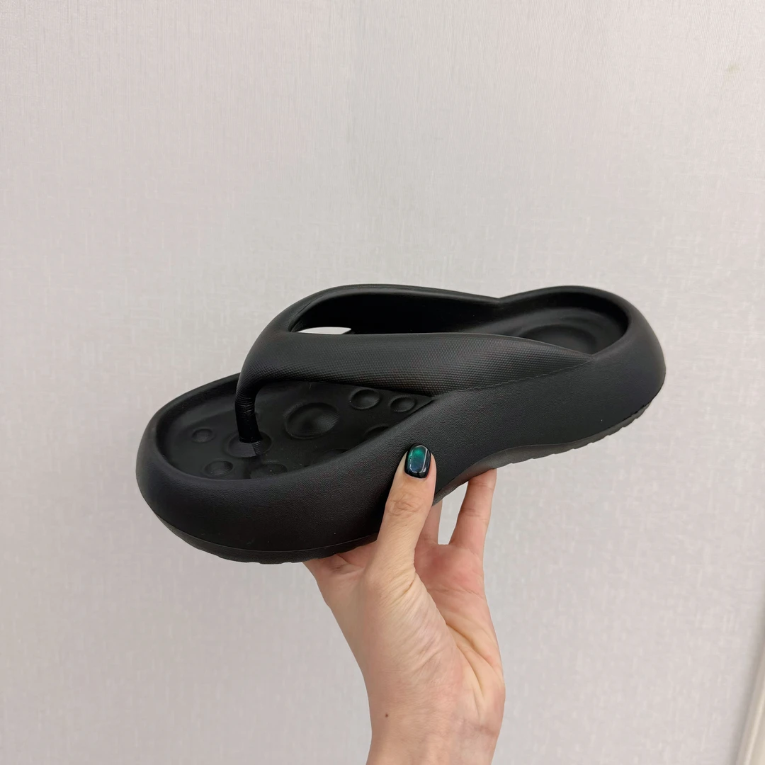 踩屎感人字拖女夏季2025新款外穿室内居家防滑夹脚沙滩拖鞋5111