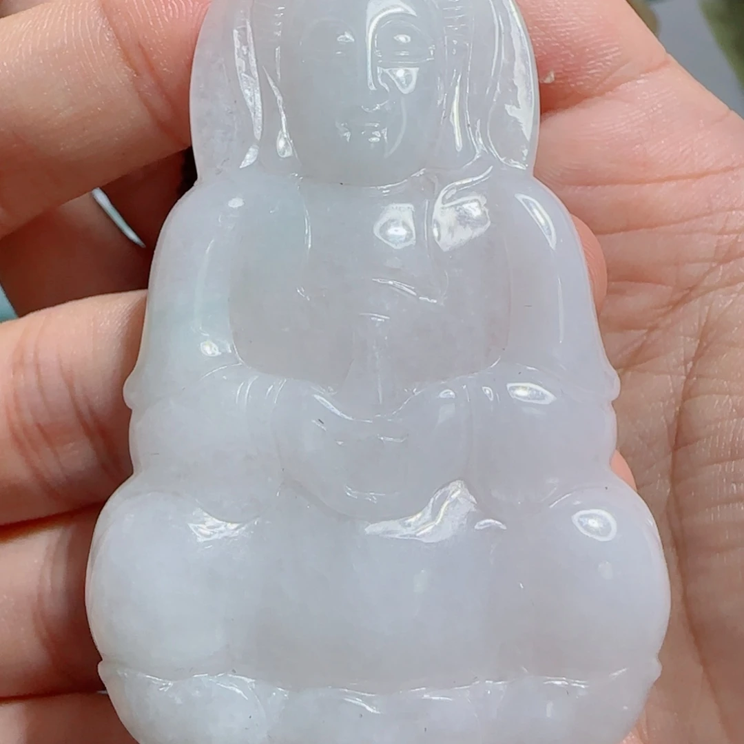 翡翠未镶嵌颈饰观音