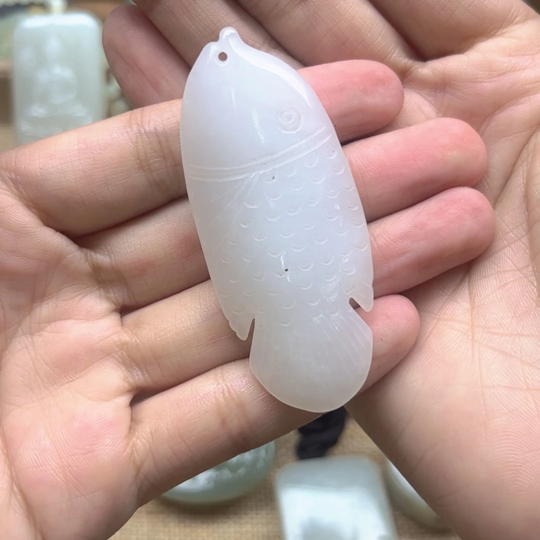 颈饰未镶嵌和田玉