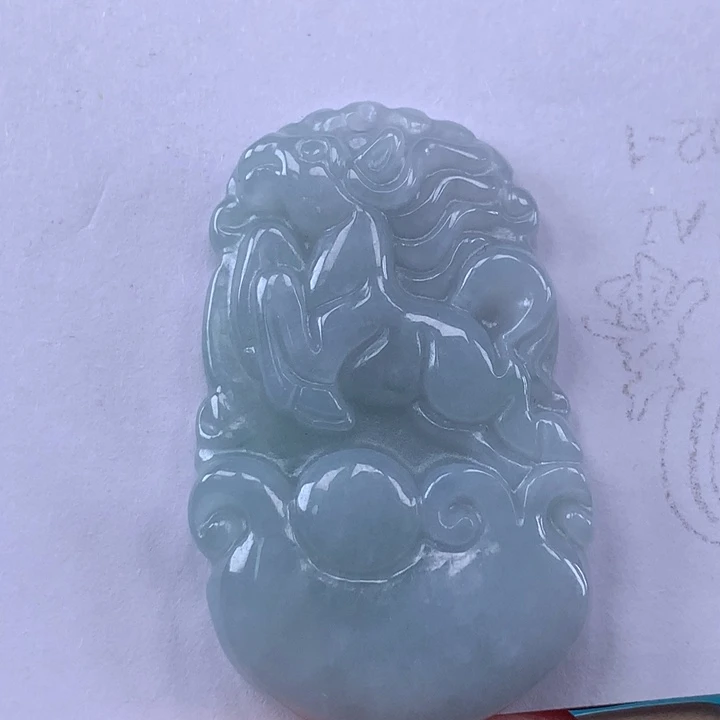 颈饰未镶嵌翡翠马牌吊坠