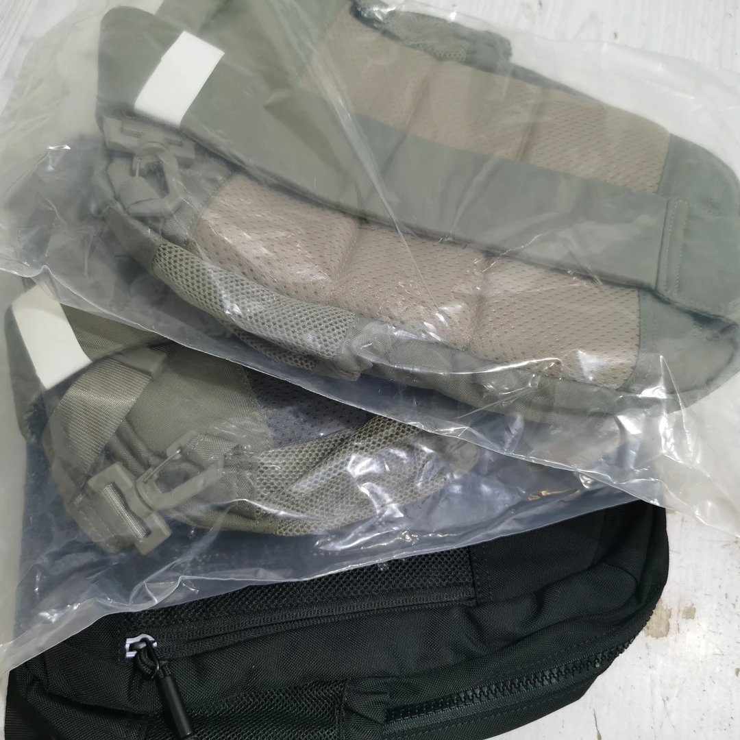 单肩小包 家居户外旅行收纳袋 箱包 日用百货 以直播间展示为准