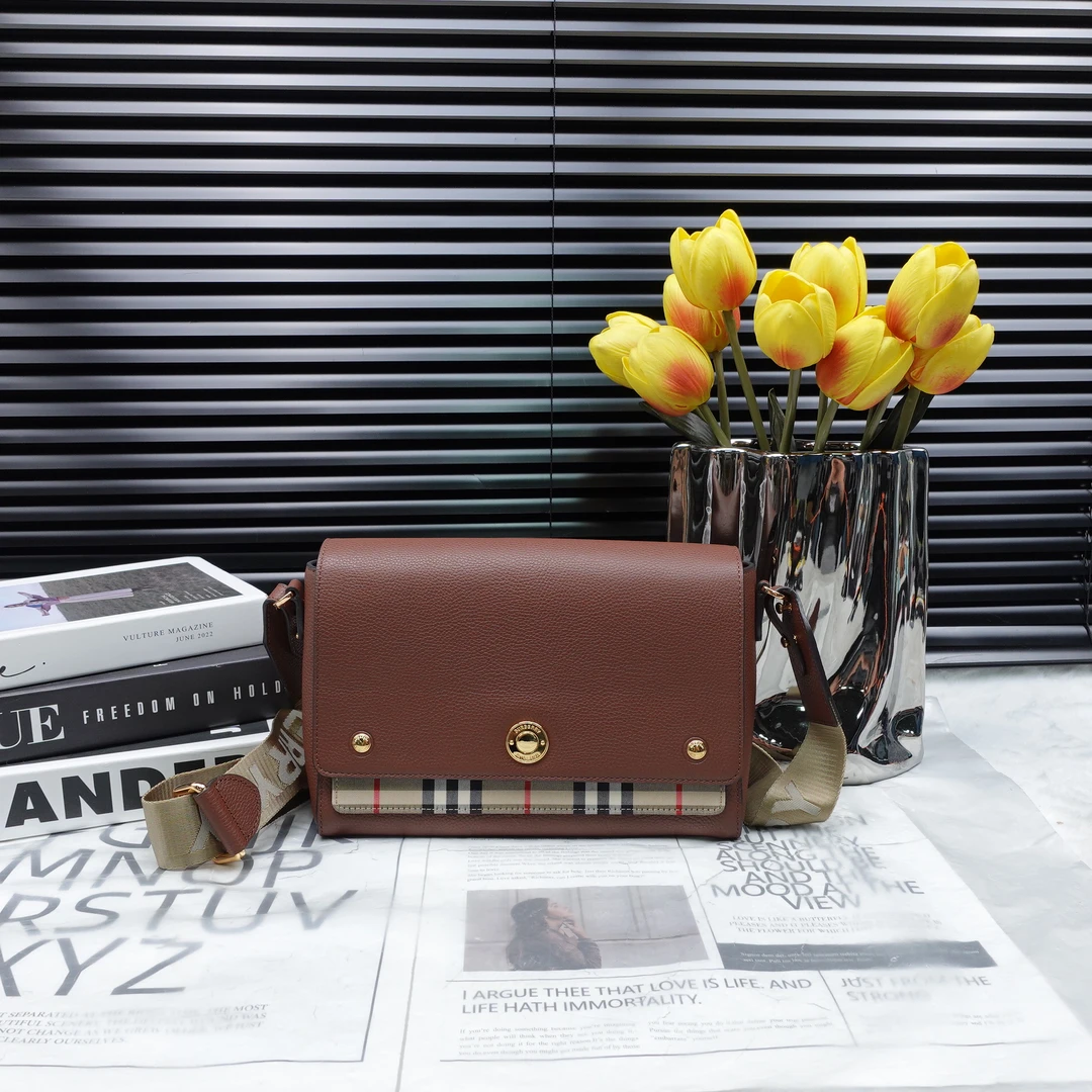 95新 BURBERRY/博柏利 单肩包/T10292676