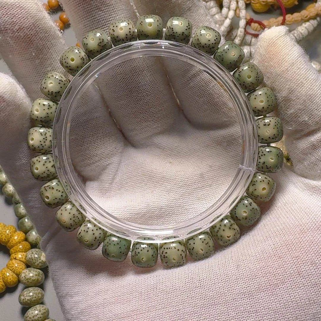 星月菩提手串原生态石玉料绿幽灵星月菩提