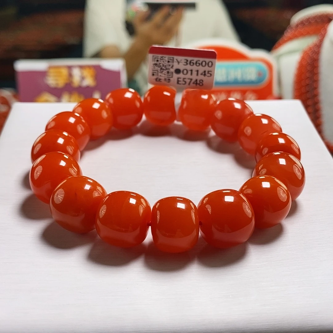 未镶嵌云端滴水洞 15+mm   多样性发一南红玛瑙