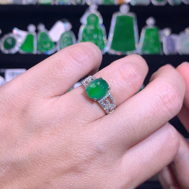 【闪购商品】银S925镶嵌戒指翡翠