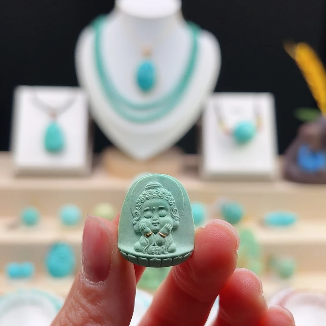 绿松石配饰未镶嵌努****