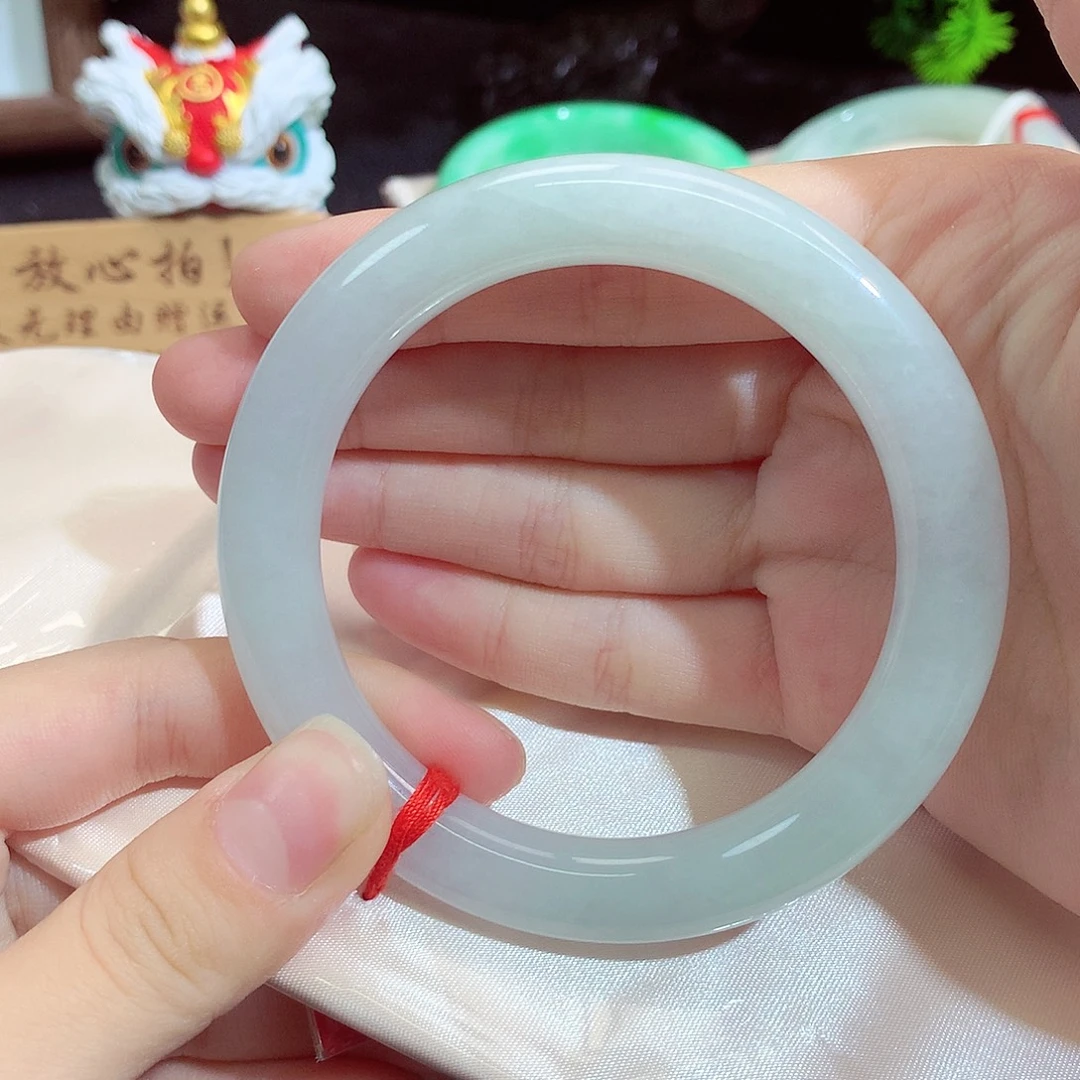 翡翠未镶嵌手镯1224