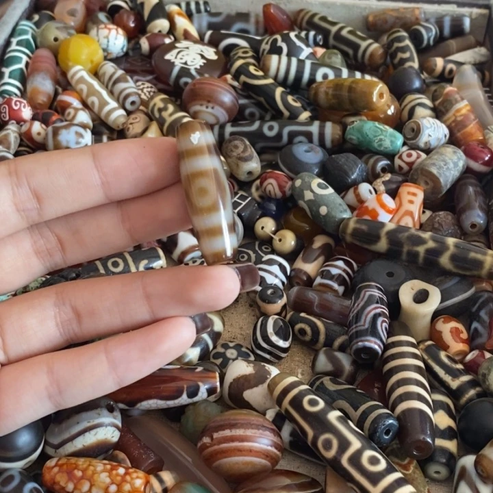 玛瑙/玉髓颈饰足银镀金镶嵌112