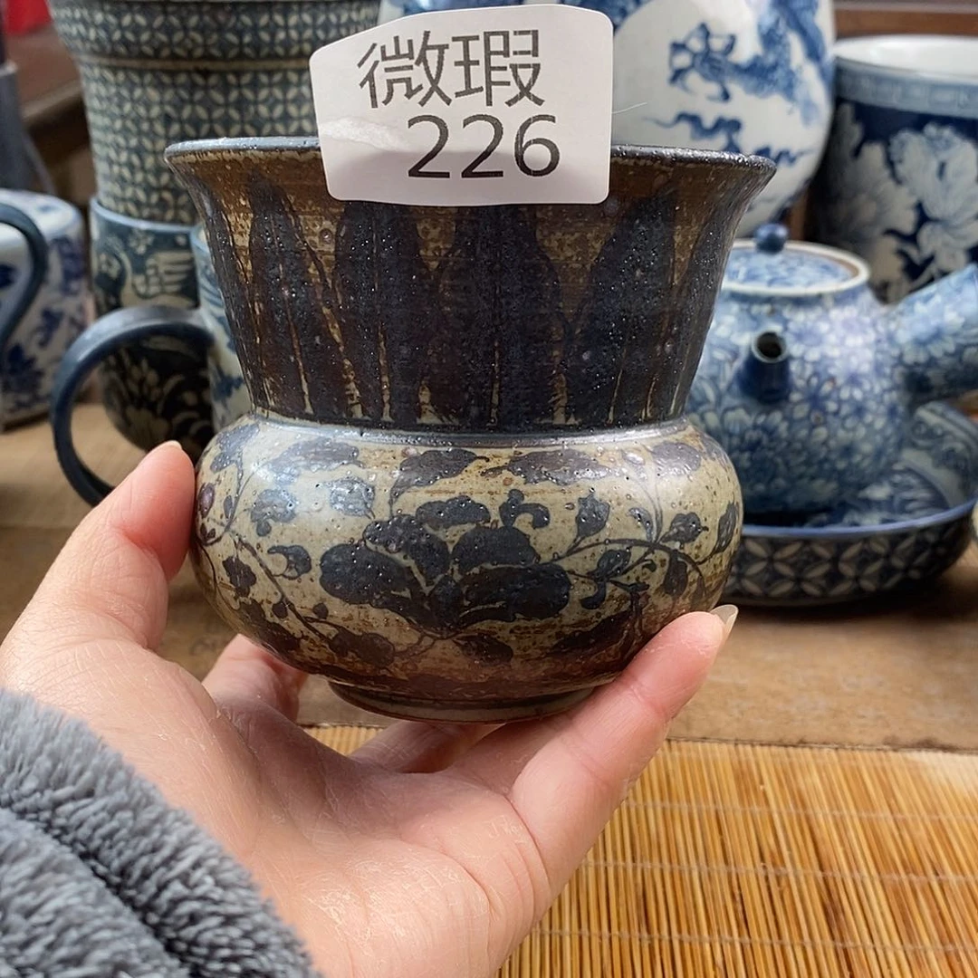 手工手绘青花陶瓷