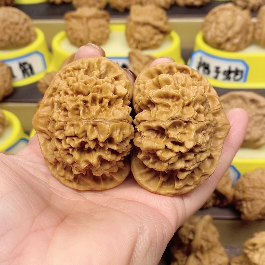 文玩核桃吊坠官帽53