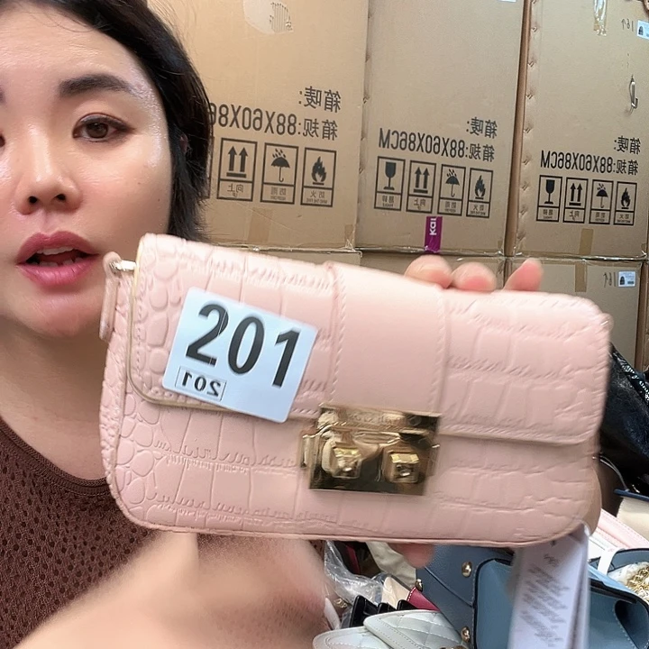 PVC包包包包包包吧