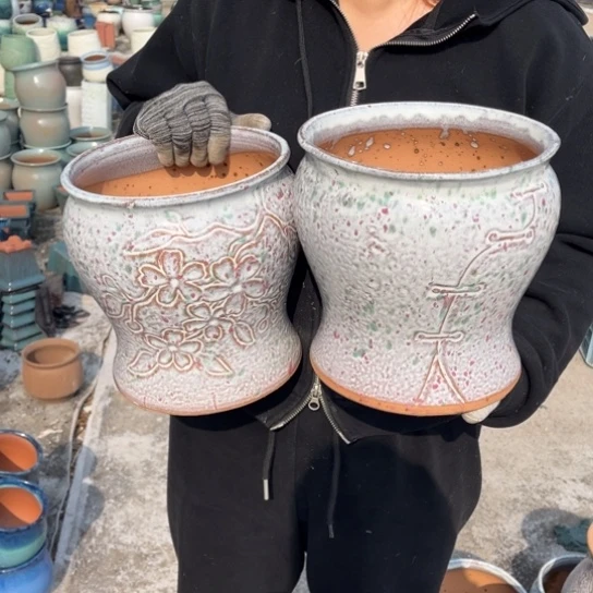 红陶口20高22瑕疵